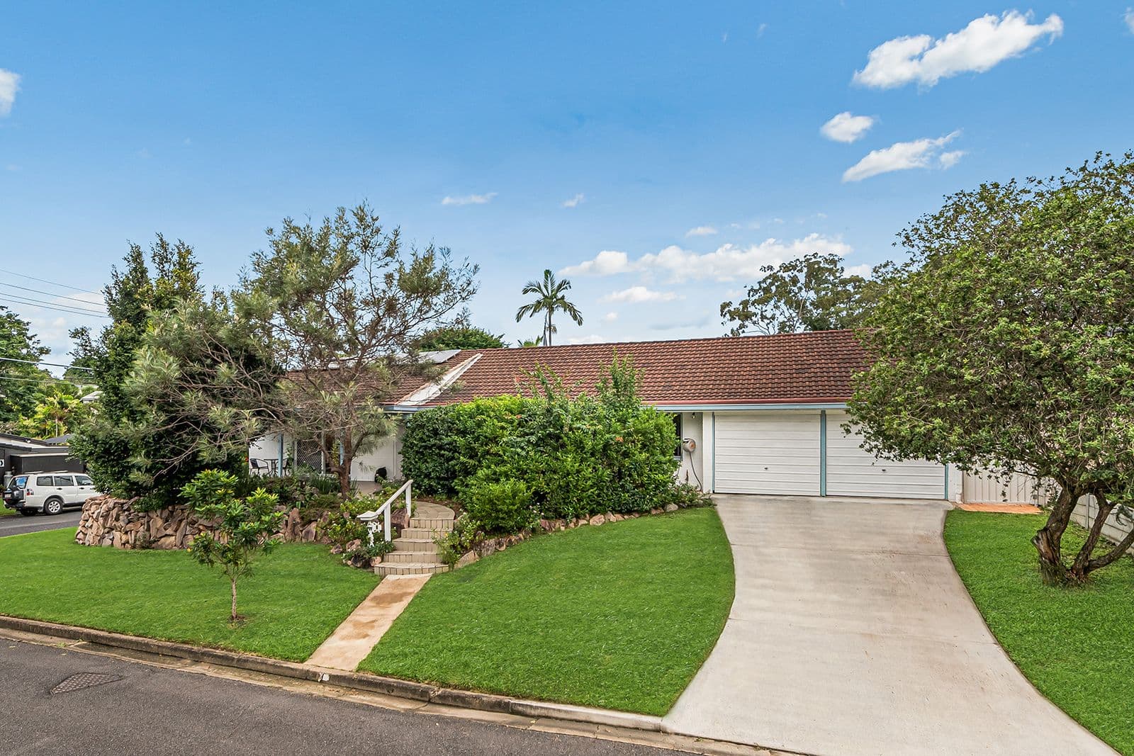 7 Glen Frew Street, Kenmore QLD 4069, Kenmore - Image 1