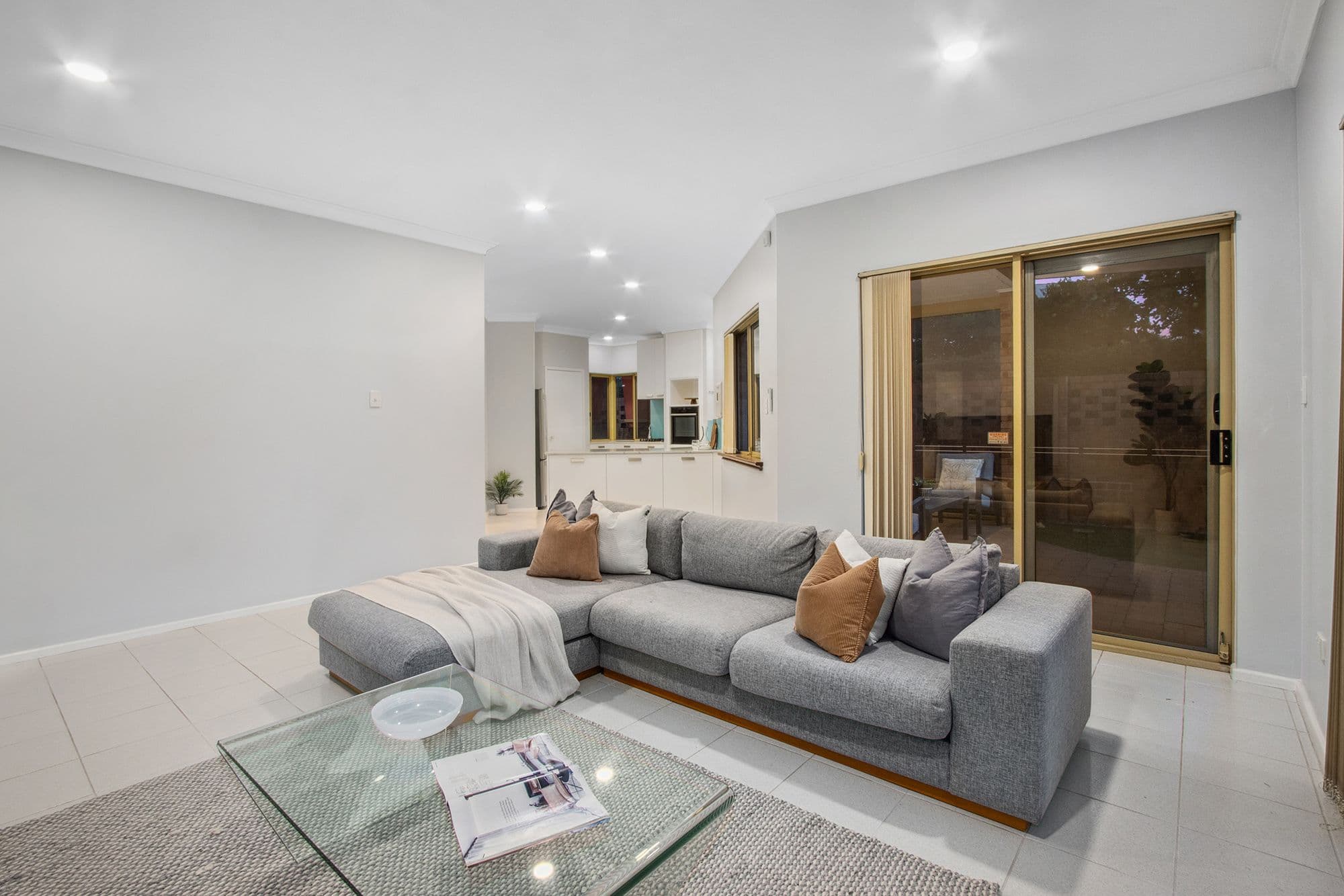 8 Cunningham Street, Applecross WA 6153, Applecross - Thumbnail 5