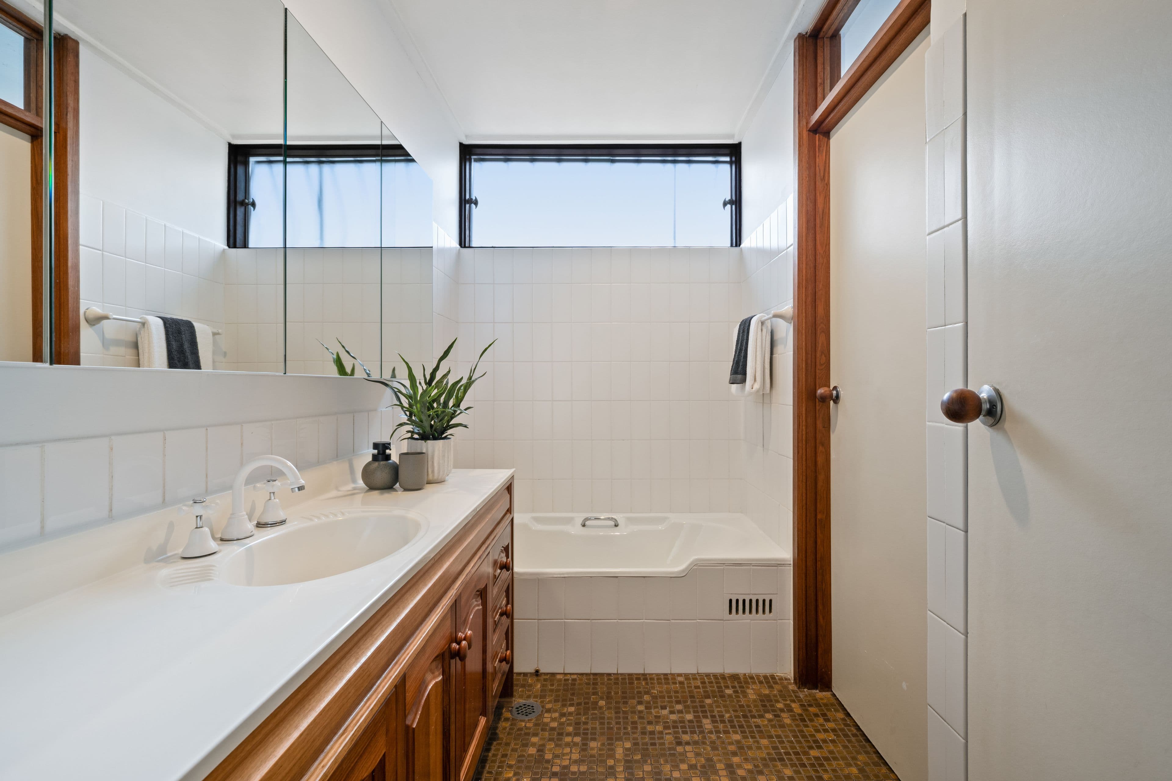 1 Bandjalong Crescent, Aranda ACT 2614, Aranda - Thumbnail 5