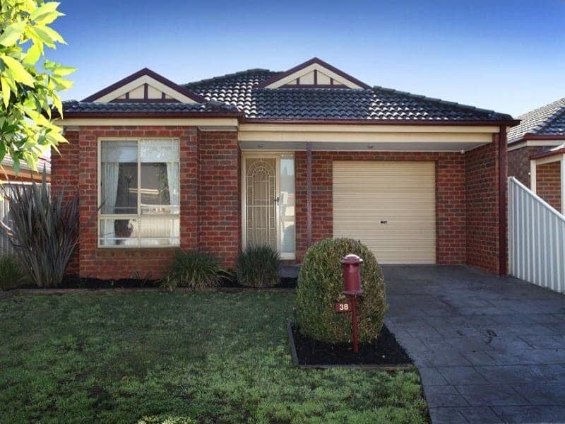 38 Grampians Way, Caroline Springs - Image 1