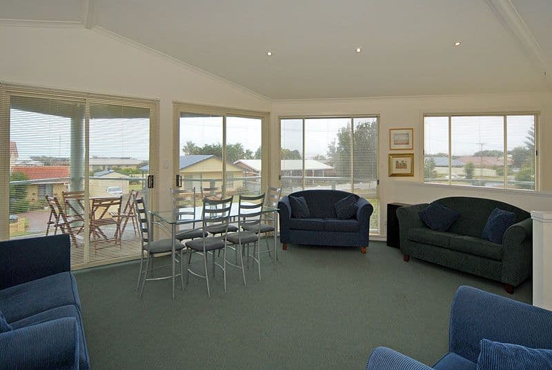 38 Stuart Street, Manly - Thumbnail 4