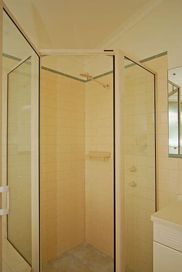 38 Stuart Street, Manly - Thumbnail 8