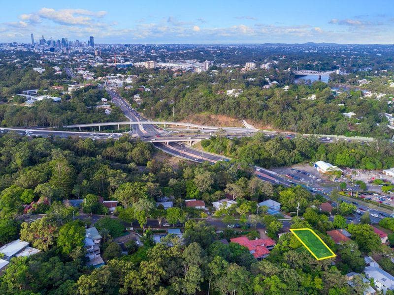 14 Burbong Street, Chapel Hill - Image 1