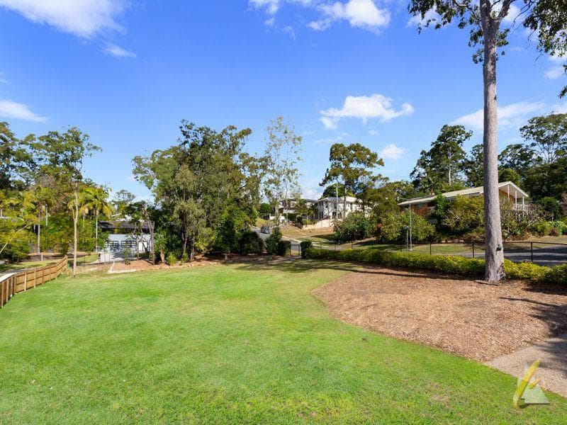 21 Norman Street, Fig Tree Pocket - Thumbnail 4