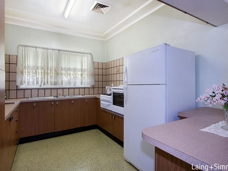 24 Sturdee Street, Wentworthville, Wentworthville - Thumbnail 3
