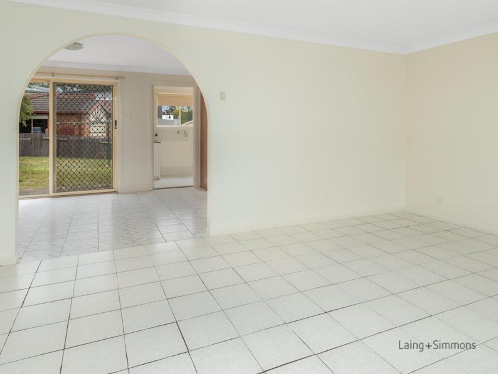6 Dorothy Street, Wentworthville, Wentworthville - Thumbnail 2