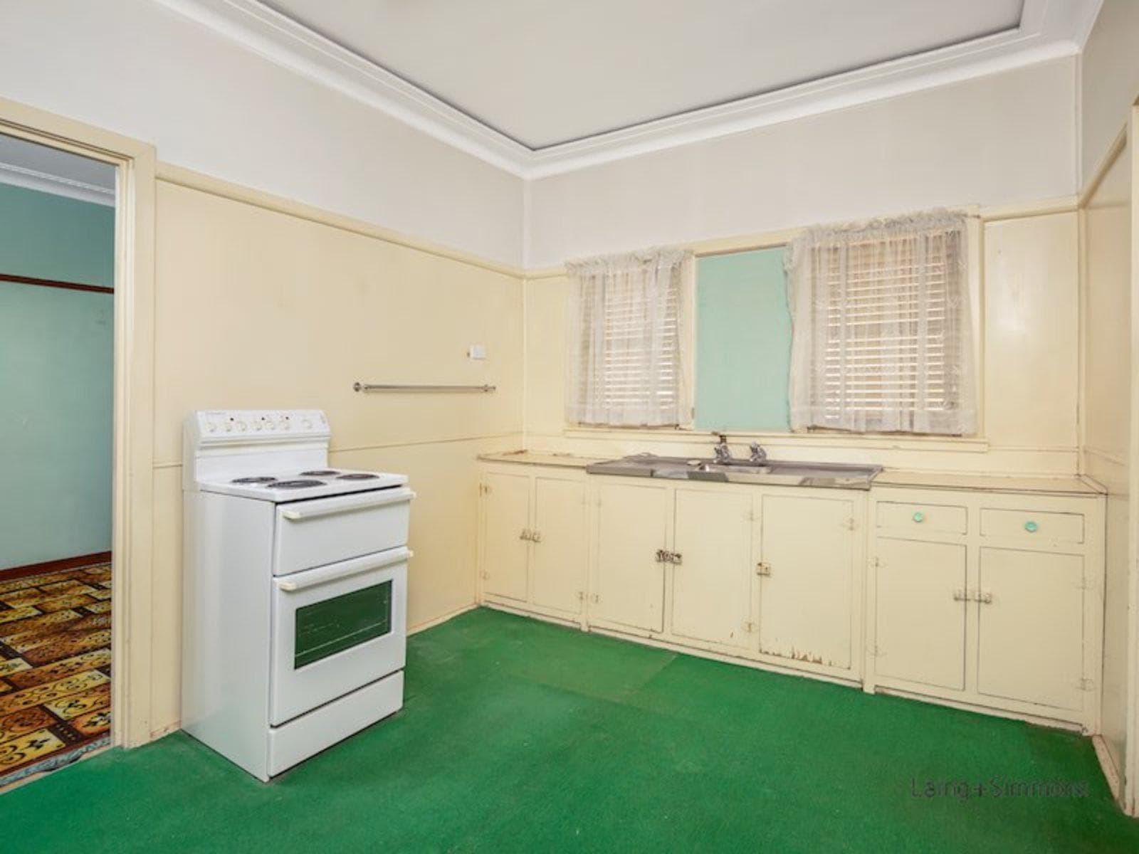 8 Collins Street, Pendle Hill, Pendle Hill - Thumbnail 2