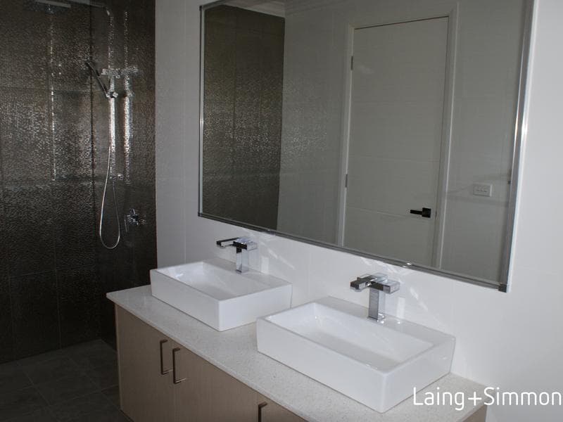 7/48-50 Graham Street, Doonside, Doonside - Image 1