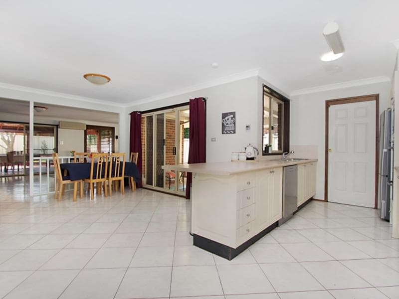 2/28-30																										Fielding St
														
								Collaroy, NSW 2097, Quakers Hill - Thumbnail 2