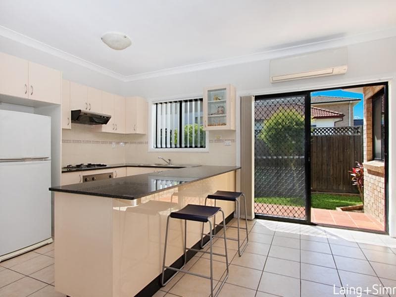2a Rhonda Street, Pendle Hill, Pendle Hill - Thumbnail 3