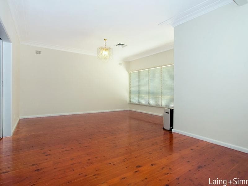 33 Mayfield Street, Wentworthville, Wentworthville - Thumbnail 2