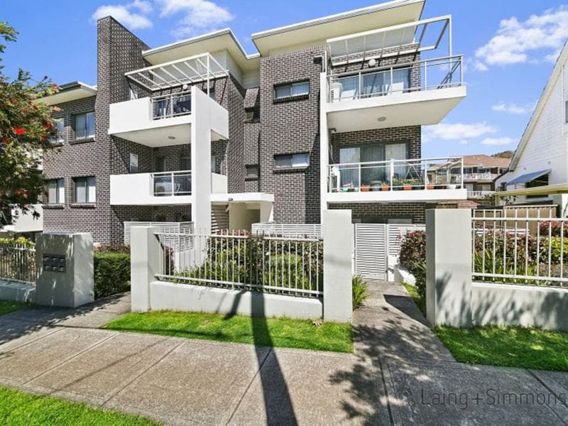 11/55-57 Hassall Street, Westmead, Westmead - Image 1