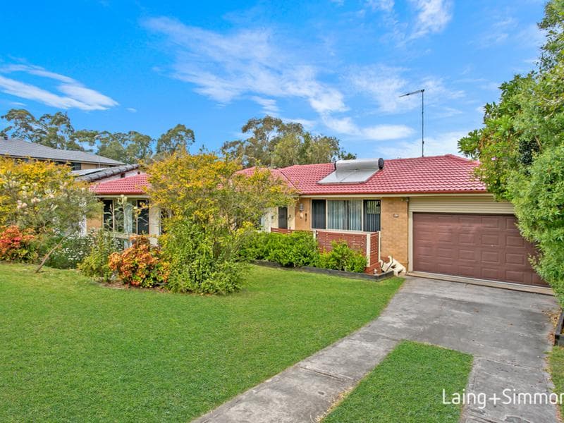 81 Hutchins Crescent, Kings Langley, Kings Langley - Image 1