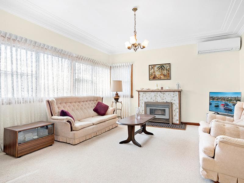 153 Kareena Road, Miranda, Miranda - Thumbnail 4
