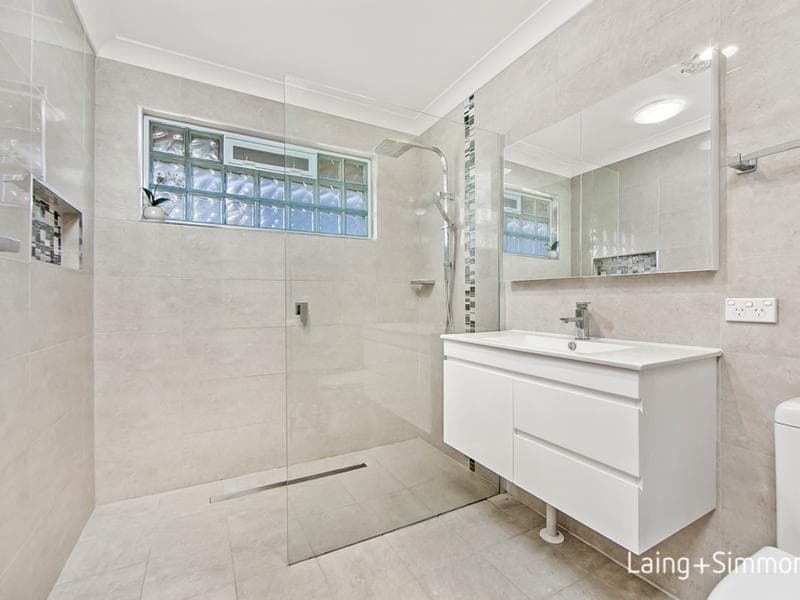 12 Molyneaux Avenue, Kings Langley, Kings Langley - Thumbnail 7