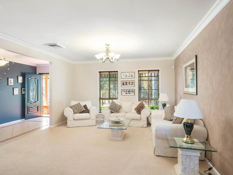 39 Denis Winston Drive, Doonside, Doonside - Thumbnail 3