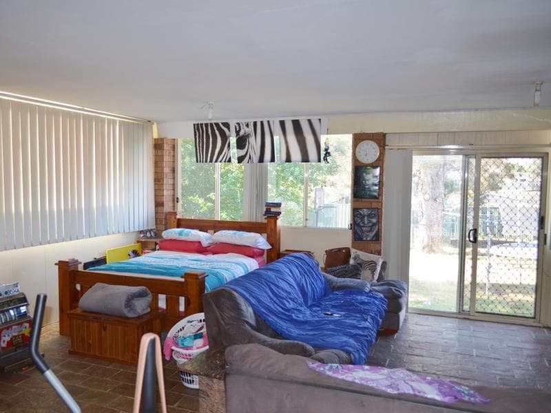 39 Lions Avenue, Lurnea, Lurnea - Thumbnail 6