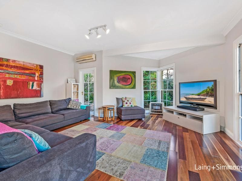 8/574																										New South Head Road, cnr St Mervyns Ave
														
								Point Piper, NSW 2027, Pennant Hills - Thumbnail 4