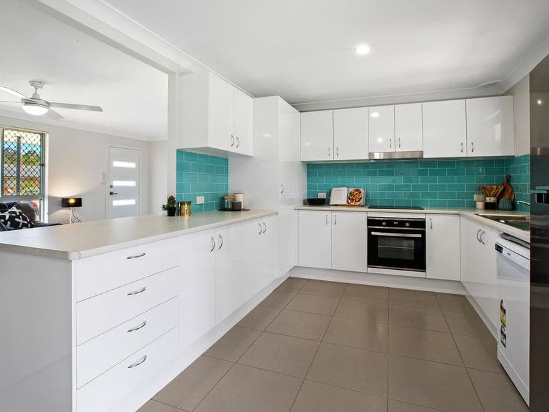 2/28-30																										Fielding St
														
								Collaroy, NSW 2097, Port Macquarie - Thumbnail 2
