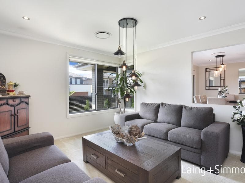 27 Sims Street, Moorebank, Moorebank - Thumbnail 3