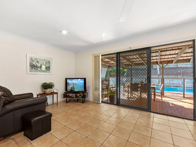 11 Morcombe Place, Port Macquarie, Port Macquarie - Thumbnail 7