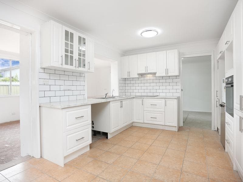 52 Hopping Road, Ingleburn, Ingleburn - Thumbnail 2