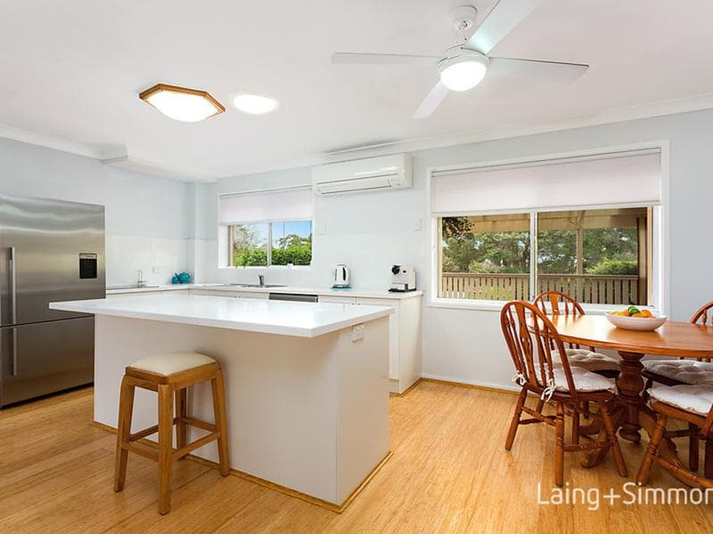 5 James Cook Drive, Kings Langley, Kings Langley - Thumbnail 2