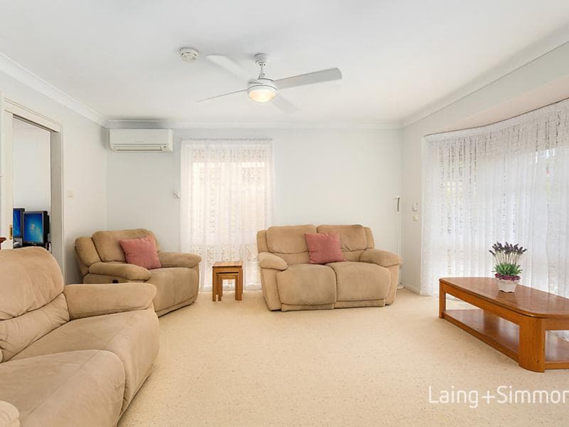 5 James Cook Drive, Kings Langley, Kings Langley - Thumbnail 3