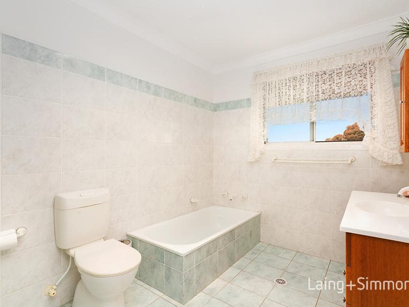 5 James Cook Drive, Kings Langley, Kings Langley - Thumbnail 6