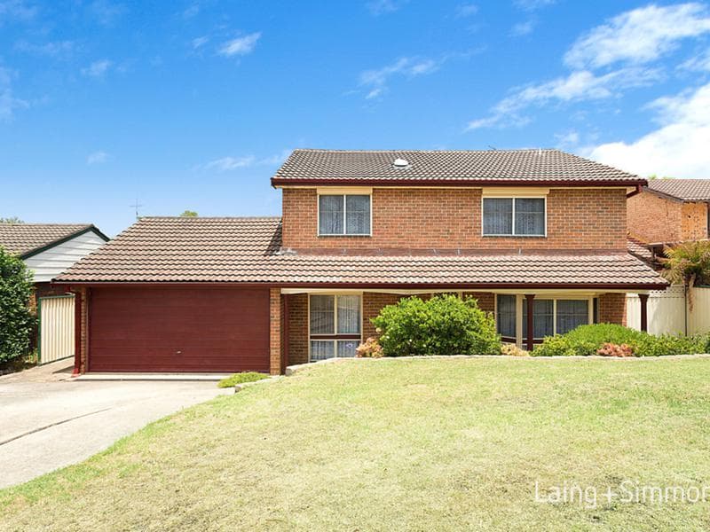 5 James Cook Drive, Kings Langley, Kings Langley - Image 1