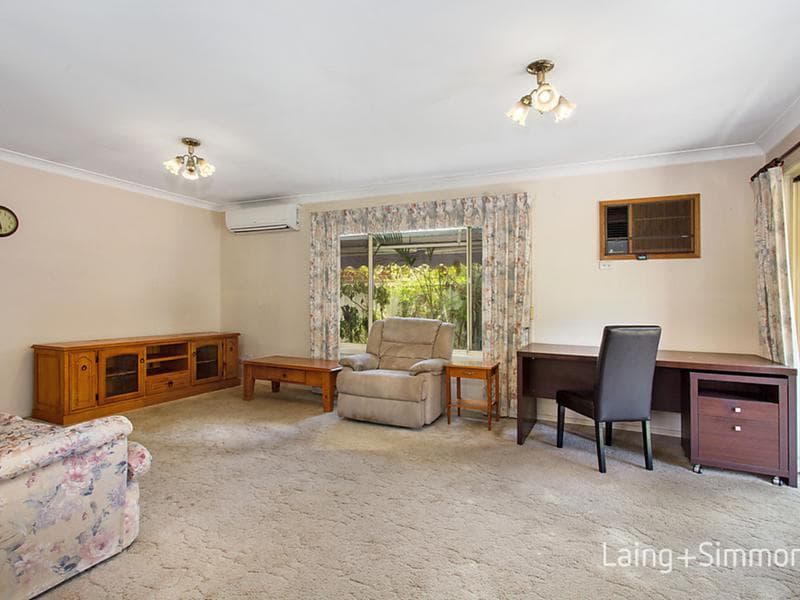 23 Capricorn Road, Kings Langley, Kings Langley - Thumbnail 2