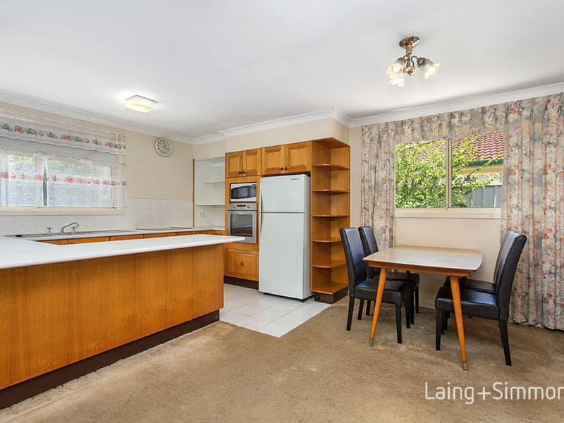 23 Capricorn Road, Kings Langley, Kings Langley - Thumbnail 3