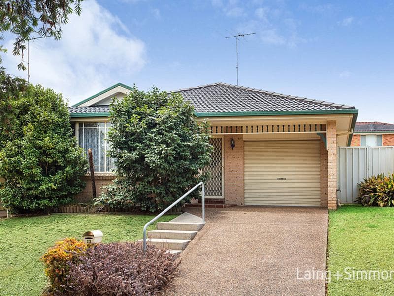23 Capricorn Road, Kings Langley, Kings Langley - Image 1