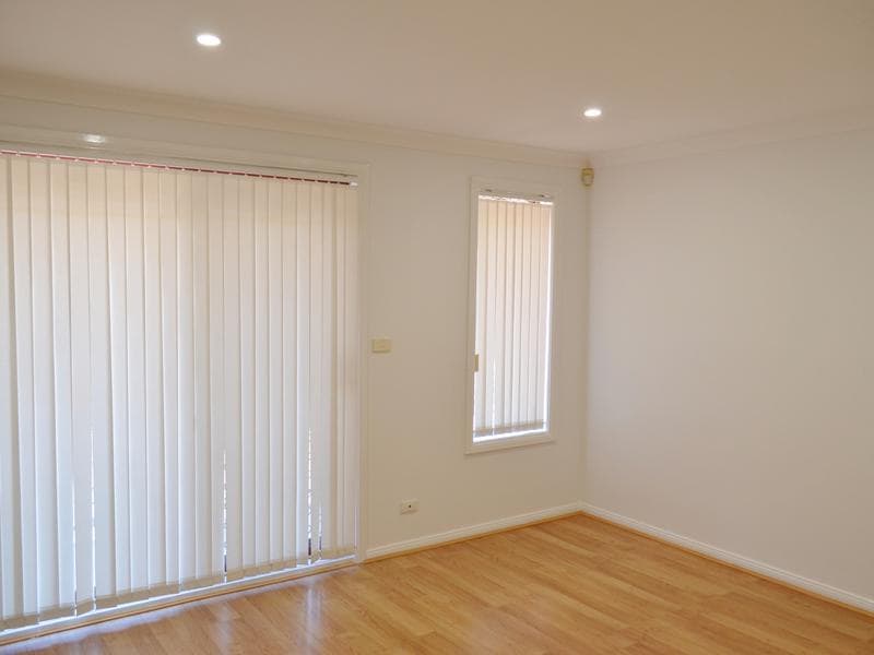 4 Philippa Close, Cecil Hills, Cecil Hills - Thumbnail 4