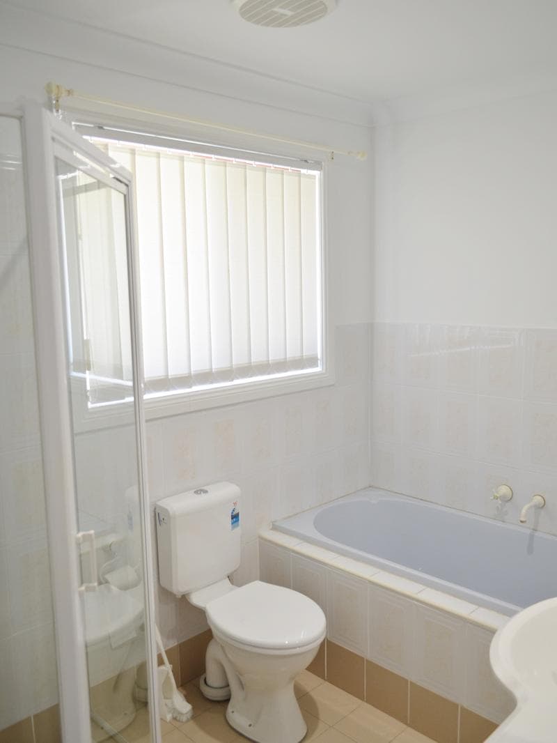 4 Philippa Close, Cecil Hills, Cecil Hills - Thumbnail 5