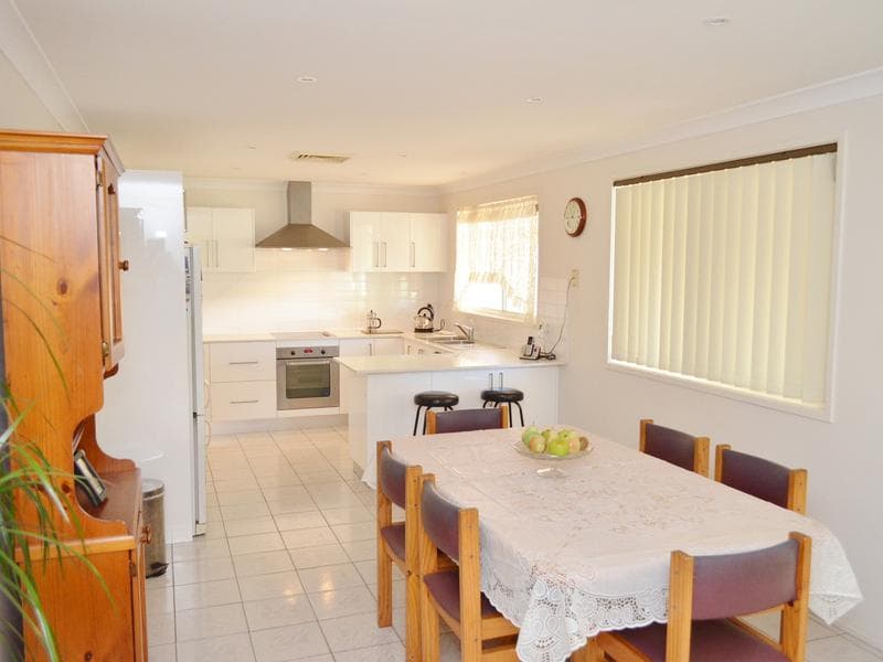 4 Nerli Street, Abbotsbury, Abbotsbury - Thumbnail 2