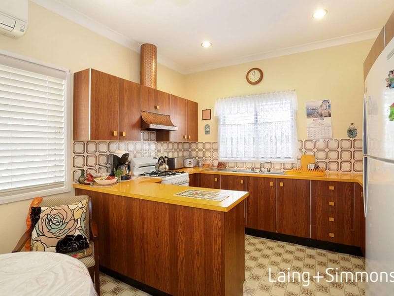 216 William Street, Granville, Granville - Thumbnail 6