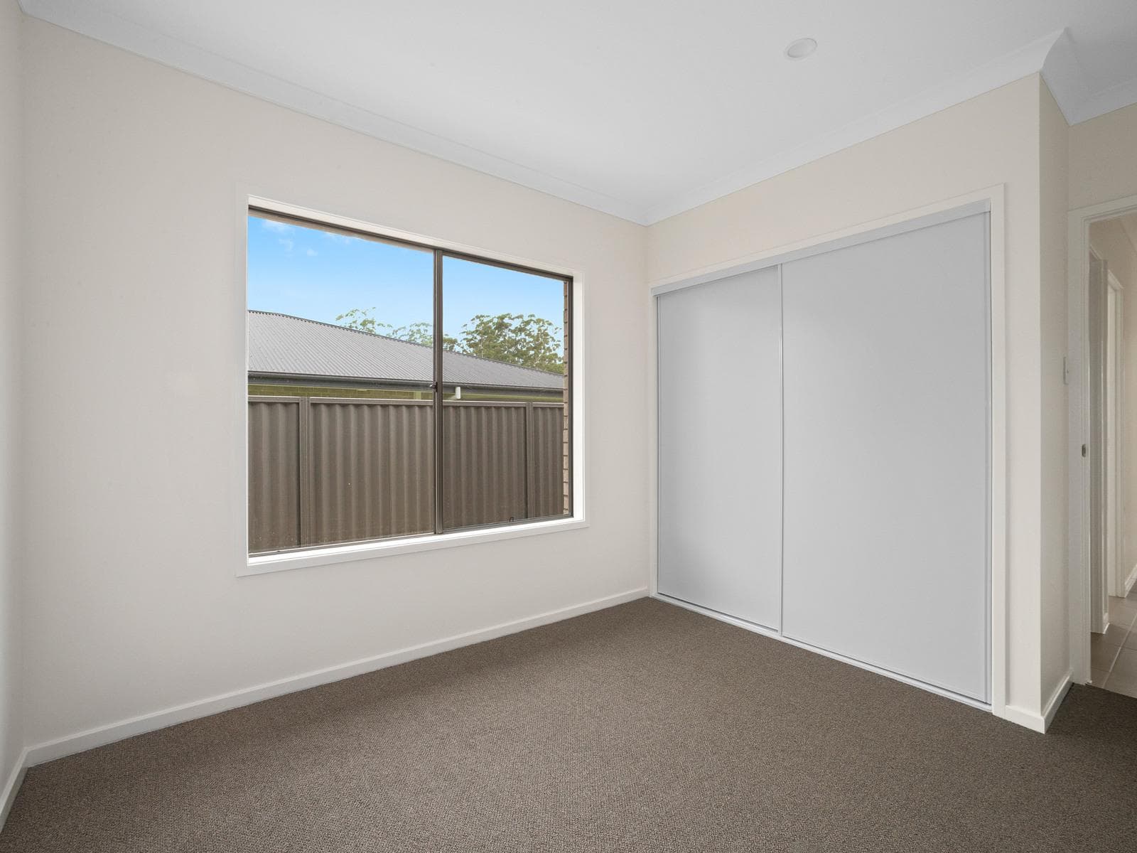 10/78-80																										Eton Street
														
								Smithfield, NSW 2164, Wauchope - Thumbnail 8