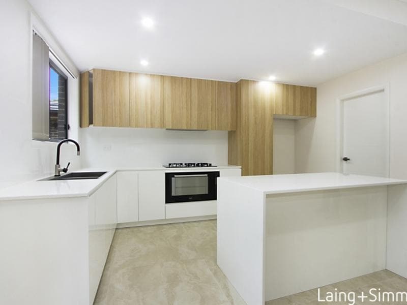 43 Budgeree Road, Toongabbie, Toongabbie - Thumbnail 3