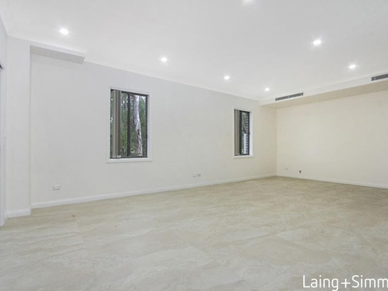 43 Budgeree Road, Toongabbie, Toongabbie - Thumbnail 4