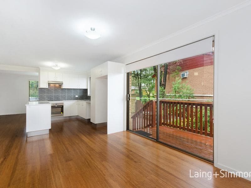 9 Sanders Crescent, Kings Langley, Kings Langley - Thumbnail 4