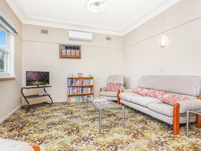 19 Wenke Crescent, Yagoona, Yagoona - Thumbnail 4