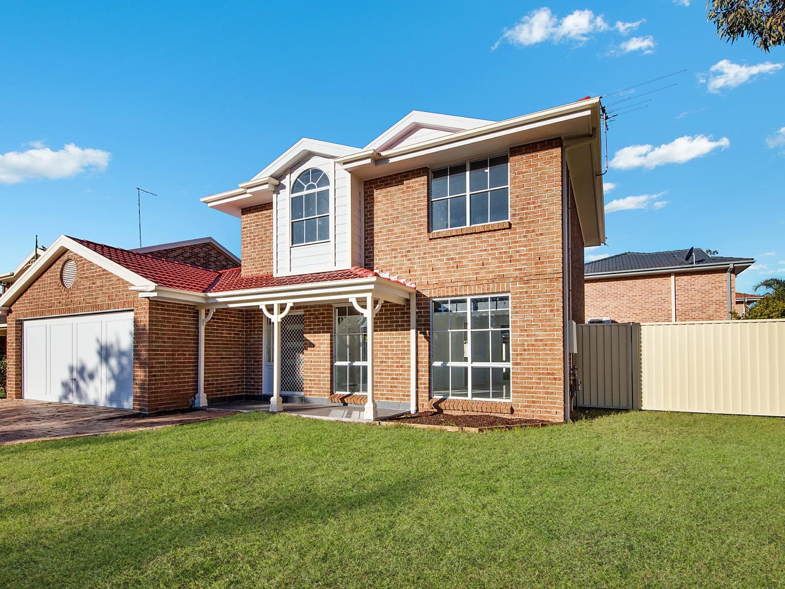 4b Sandstock Place, Woodcroft, Woodcroft - Image 1