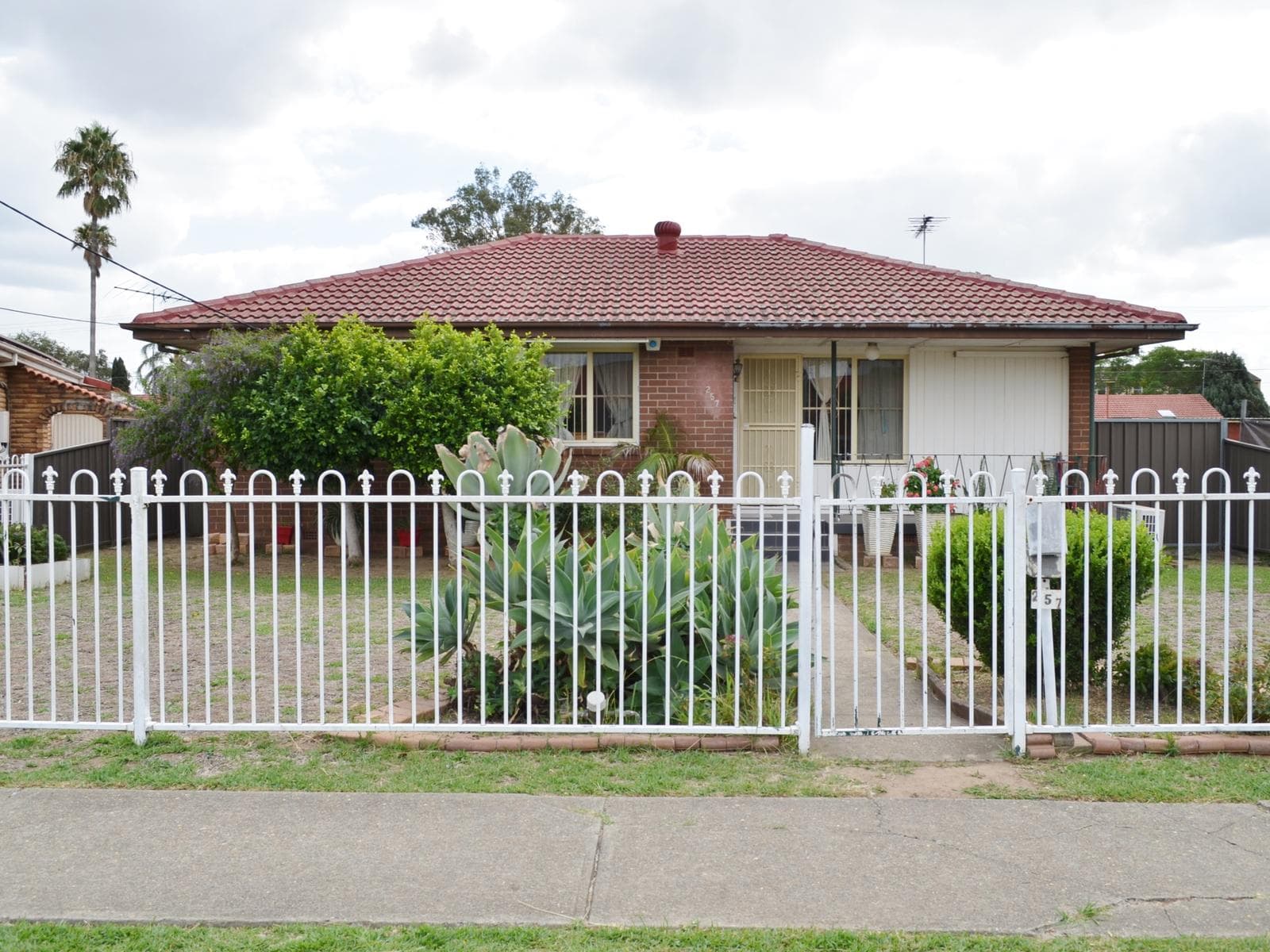 5 & 7 Edgeworth Place, Cartwright, Cartwright - Thumbnail 4