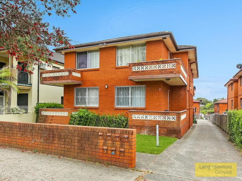 2/5. Yangoora Road, Belmore, Belmore - Image 1
