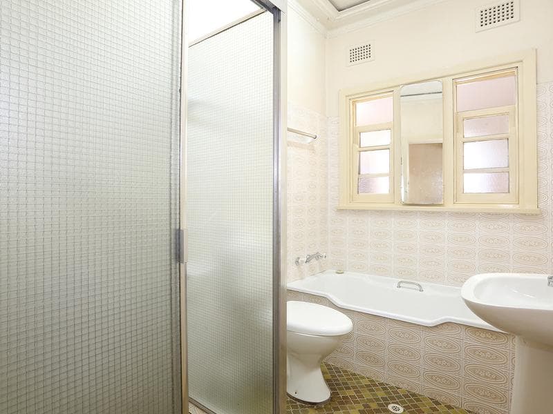 65 Warwick Road, Merrylands, Merrylands - Thumbnail 6