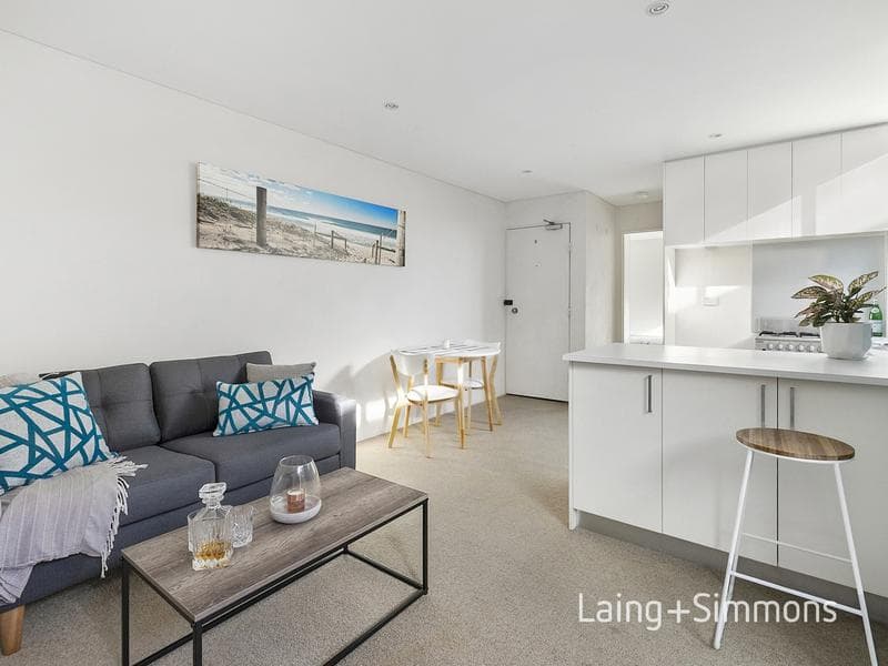 8/53 Pacific Parade, Dee Why, Dee Why - Image 1