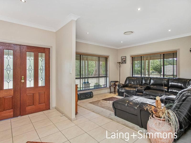 332 Highlands Drive, Failford, Failford - Thumbnail 2