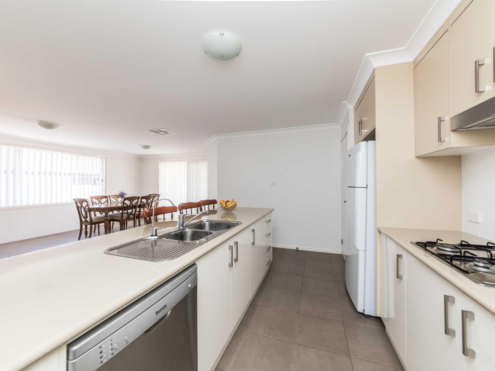 20 Catherine Drive, Dubbo, Dubbo - Thumbnail 2