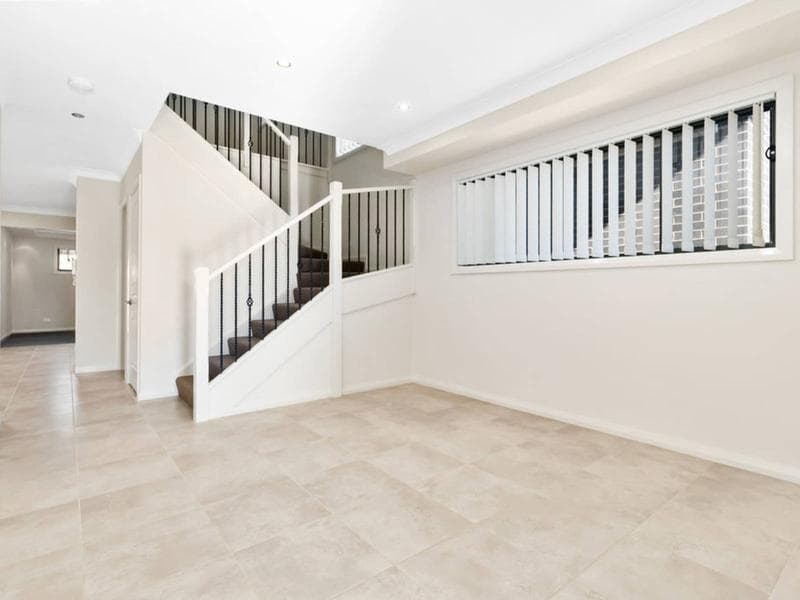 64 Bryant Avenue, Middleton Grange, Middleton Grange - Thumbnail 3